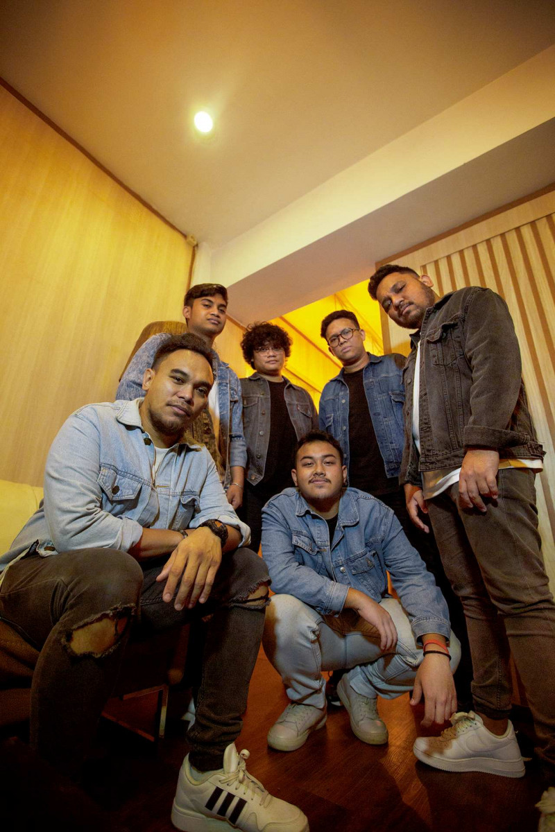 Menggunakan Sample Musisi Jazz Lokal, Barry Likumahuwa & The Rhythm Service Merilis Single Terbaru