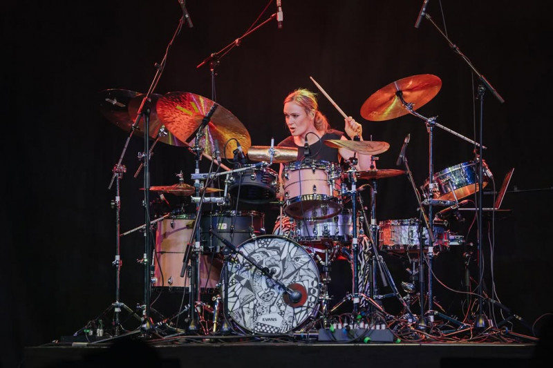 Legenda Rock Progresif Rush Umumkan Tur dengan Drumer Baru: Anika Nilles