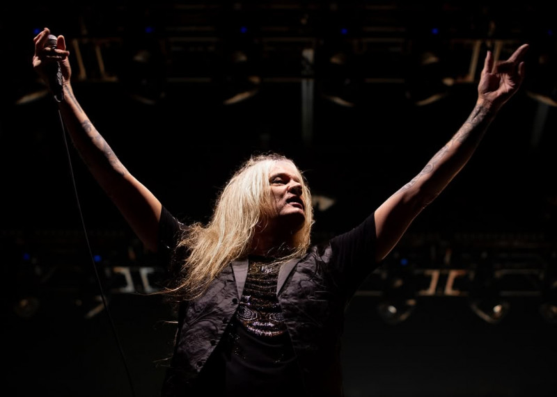 Sebastian Bach Bersumpah Tak akan Pernah Gunakan AI untuk Bermusik