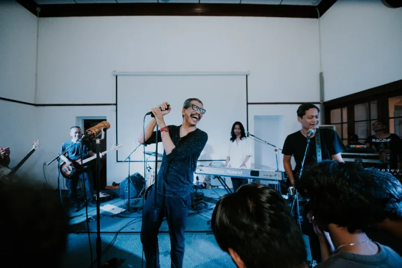 Salut, Majelis Lidah Berduri Tarik Seluruh Katalog Musik di Spotify